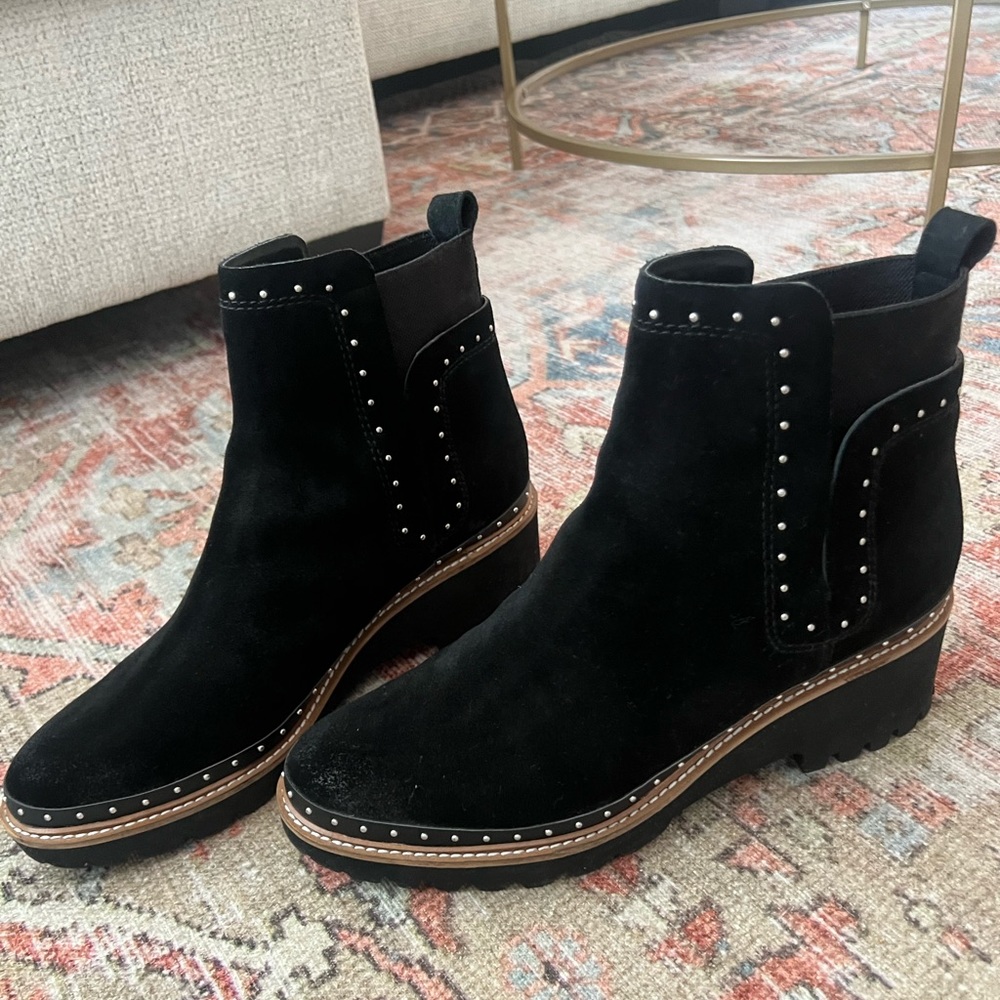 Dolce Vita Huey Studded Bootie Black Suede Size 12